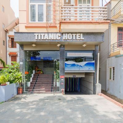 Deluxe Room TITANIC HOTEL Promo Code