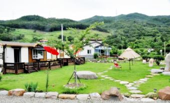 Sancheong Jirisan Sopungganeunnal Pension