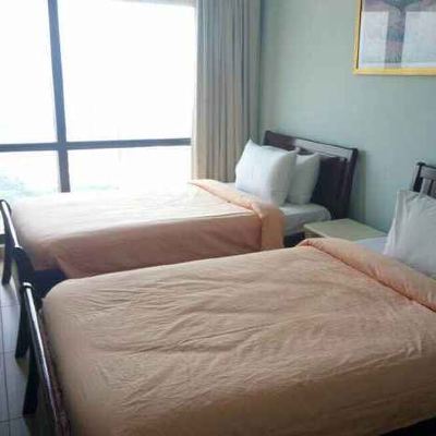 Tow Bedroom Suite-with Twin Tower View Kupon Bintang Private Unite at Tskl