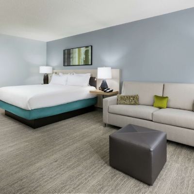 King Room with Sofa Bed - Non-Smoking Hilton Garden Inn Greenville Promo Code