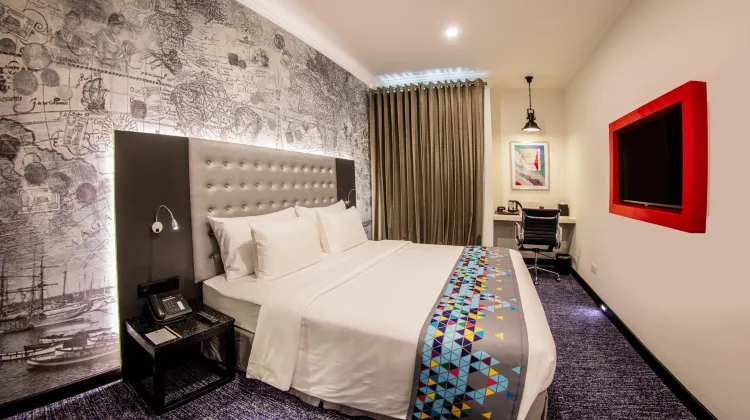 Fairway Colombo Room