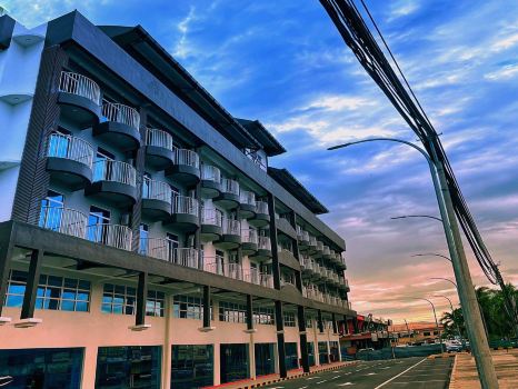 Wing Tat Grand Hotel