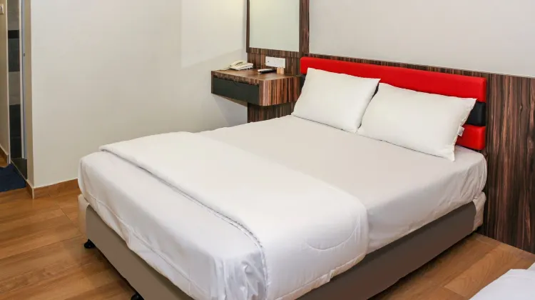 OYO 90027 Happy Hotel 部屋