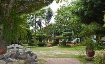 Hotel Precious Garden of Samal