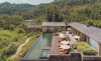 The Pavilions Himalayas the Farm