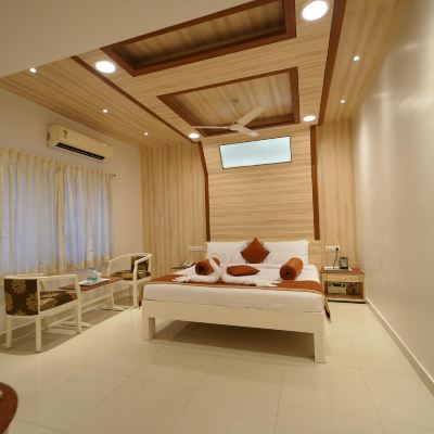 Queen Suite Hotel Palmyra Grand Inn Promo Code