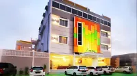 Emerald Hotel Hôtels à : 