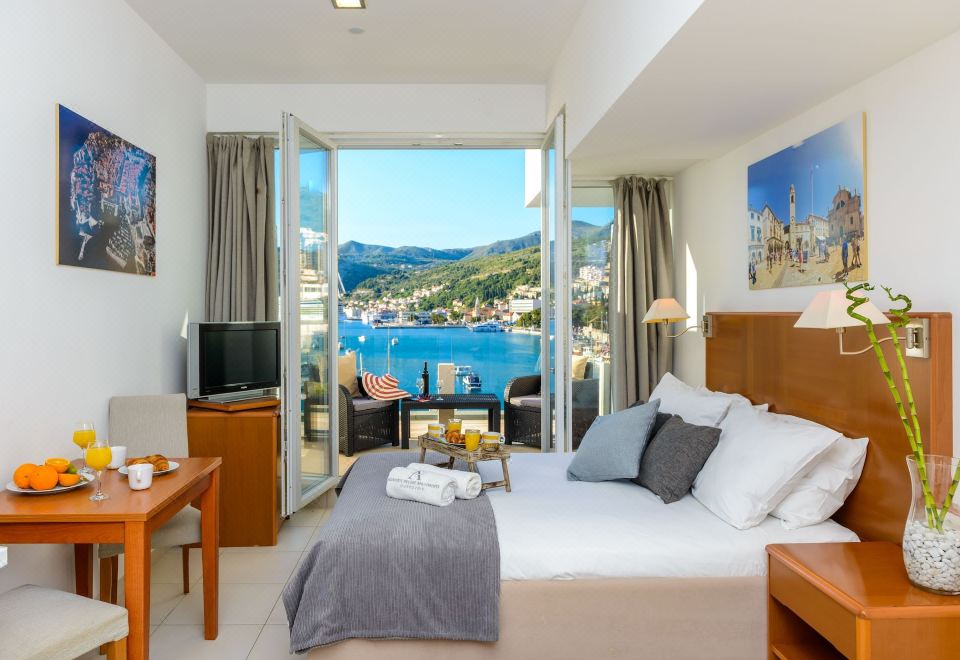 아드리아틱 디럭스 아파트먼트