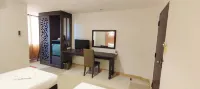 Laemchabangcity Hotel