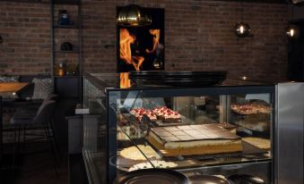 LH Hotel by WMM Hotels - Housity