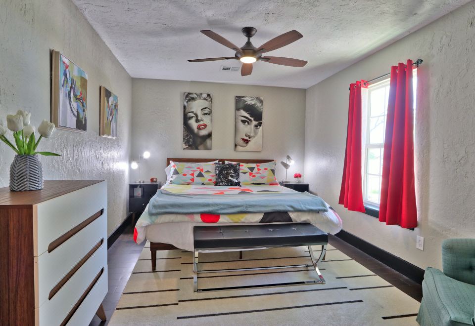 热水浴缸和趣味室外空间-多彩复古绿洲