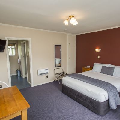 King Studio with SPA Bath Parklands Motor Lodge Promo Code