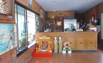 Ploenjai Hotel Ranong - Housity
