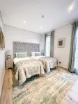 Latitude 0 Degrees Hotel a 