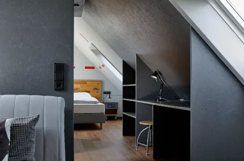 Underdog Hotel