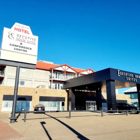 Executive House Suites Hotel & Conference Centre Отели в г. Хай Левел