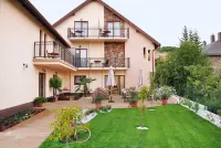 Barackvirág Apartmanház Hoteles en 