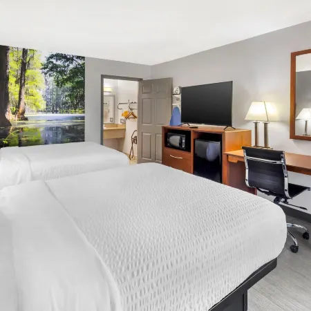 Clarion Pointe Morrow - Atlanta South Отели в г. Морроу