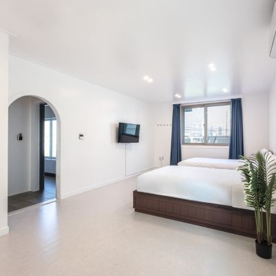 Room 201 Gold Pine Pension Promo Code