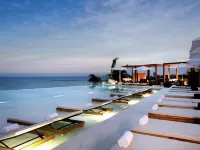SLS Cancun Hotel & Residences