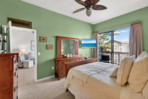 Coastal Lakehouse Condo on Siesta Key Public Beach