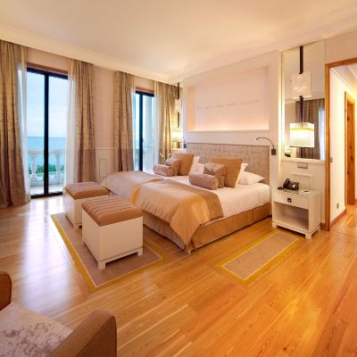 Retreat room with Sea view