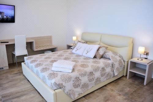 带阳台的高级海景双人间