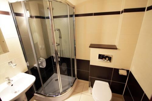 带阳台的三人房