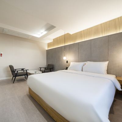 Premium Bathtub ( Two Person ) 보브모텔 쿠폰