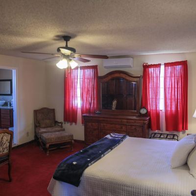 Superior King Room