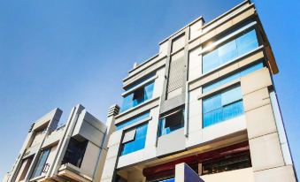 Amoghraj Hotel Mega Inn Hosapete - Housity