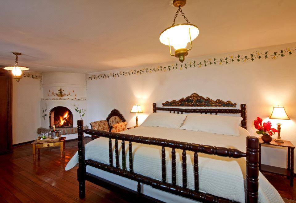 Hacienda Hosteria Chorlavi Deluxe Matrimonial Room