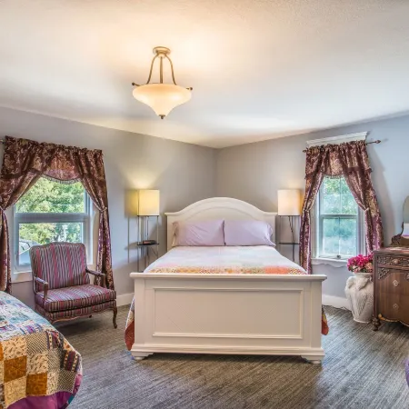 Heartwood Inn
