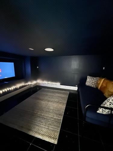 双人房（带公共浴室）