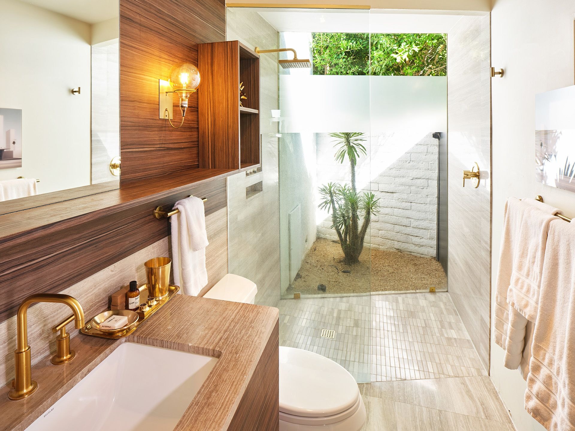 尊贵平房式客房