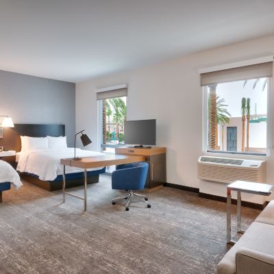 2張大床 無障礙浴缸 微波爐冰箱 一室公寓套房 無煙 阿納海姆度假村會議中心歡朋套房酒店優惠