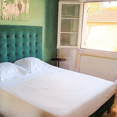 Deluxe Double Room Chez Pierre Promo Code