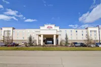 Hampton Inn & Suites by Hilton Red Deer Hotels in 