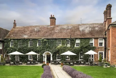 Bush Hotel Farnham Hotele w: 