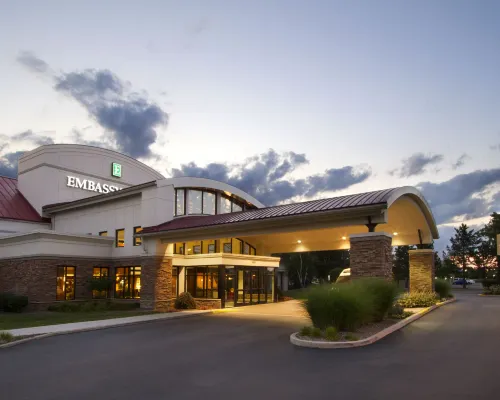 Embassy Suites by Hilton Detroit Metro Airport Hotels in Romulus