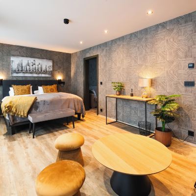 Clll-Deluxe Suite Centrum Hotel Promo Code