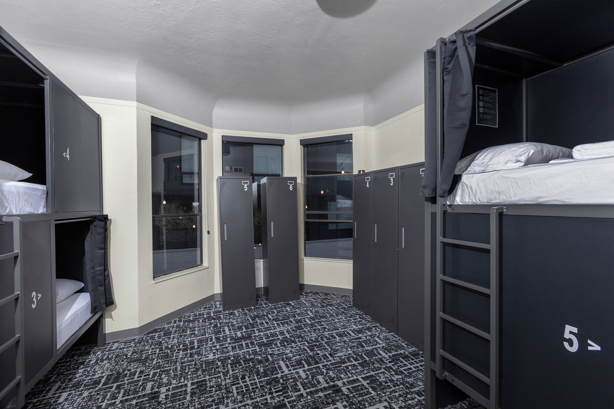 Chapter San Francisco (San Francisco) - 2026 Prices, Reviews