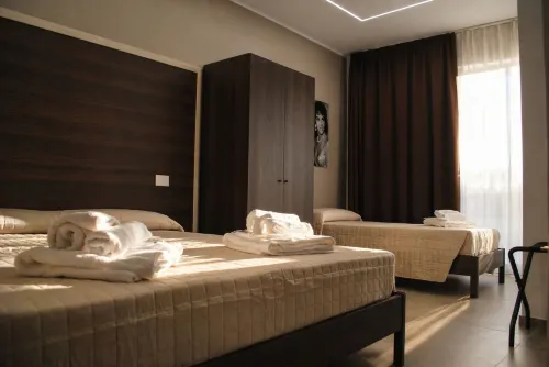 Colonna Suites And Apartments