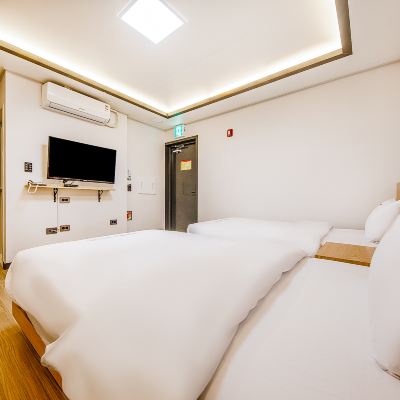 스탠다드 트윈룸 Incheon (Yeonanbudu) THE K-HOTEL 쿠폰