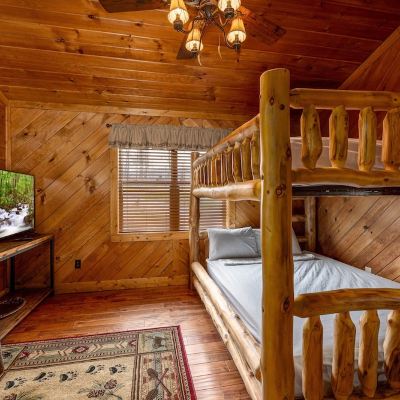 Cabin, Multiple Beds, Hot Tub, Mountain View