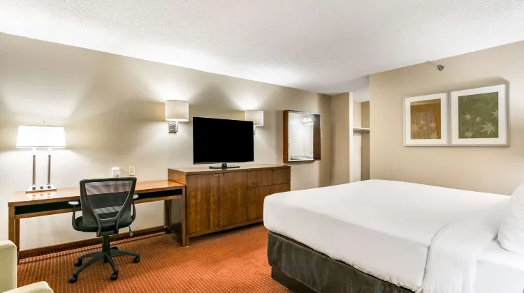 ラマダ BWI エアポート アランデル ミルズ ホテル 外観