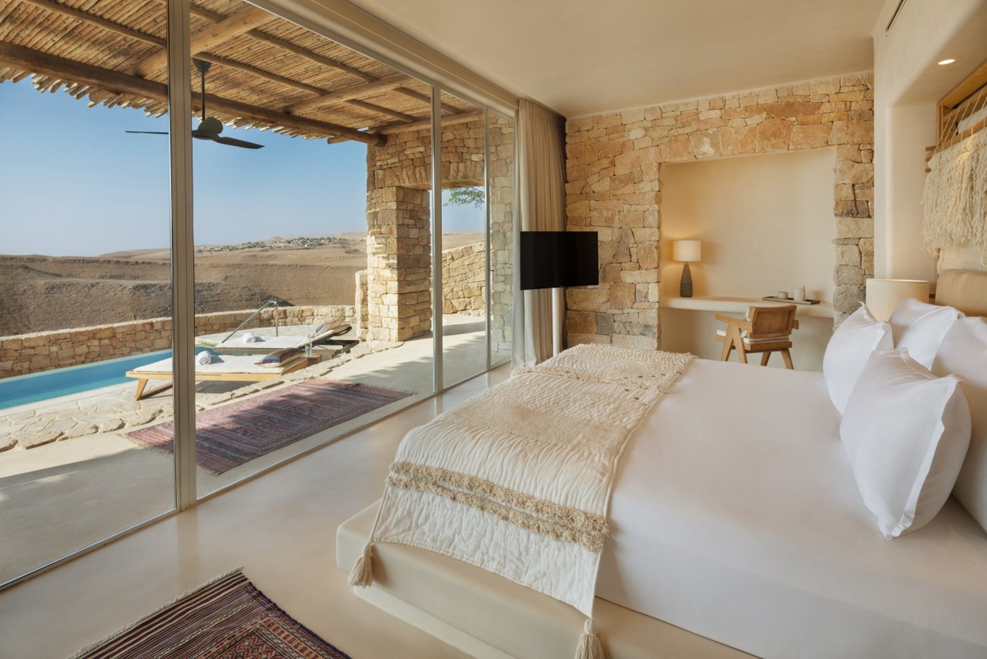 Panorama Pool Villa (1 King Bed)