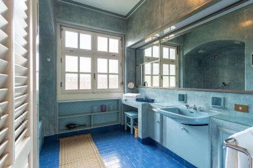 带露台的小型套房