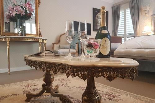 Villa d'Amour Deluxe Apartment