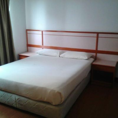 Apartmen Tiga Bilik Tidur